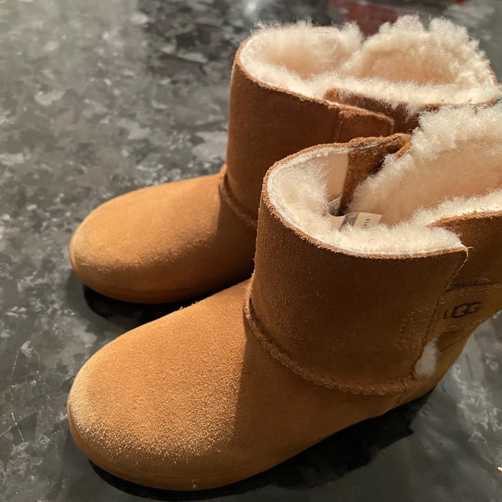 UGG Girls Toddlers Keelan Boots - Size 10